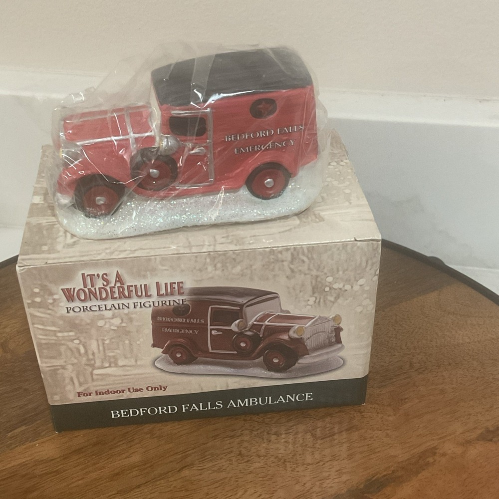 It's A Wonderful Life Enesco 2006 Bedford Falls Ambulance NIB New George Bailey